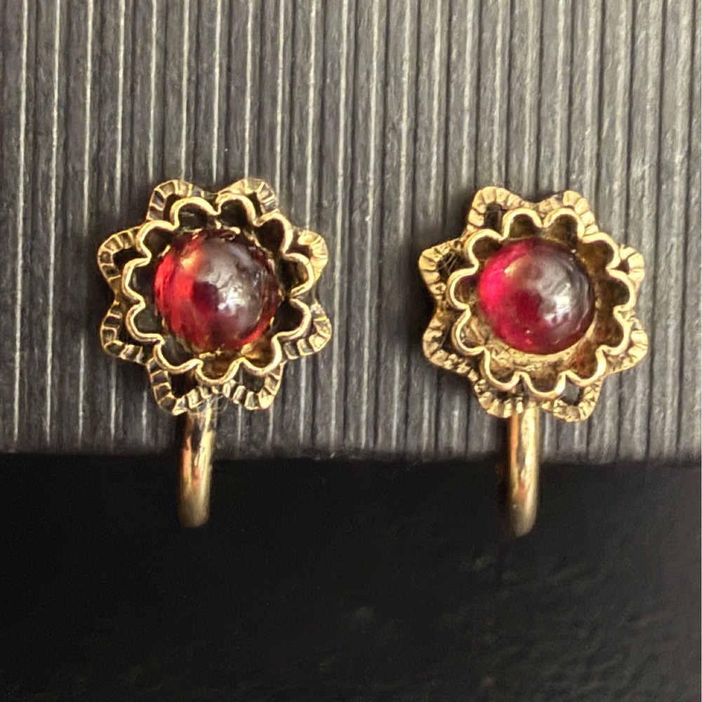 Vintage Gold Filled Earrings Screwback Signed Curtis Jewelry DCE